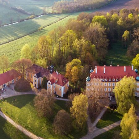Naturschlosshotel Blumenthal Aichach Exterior photo