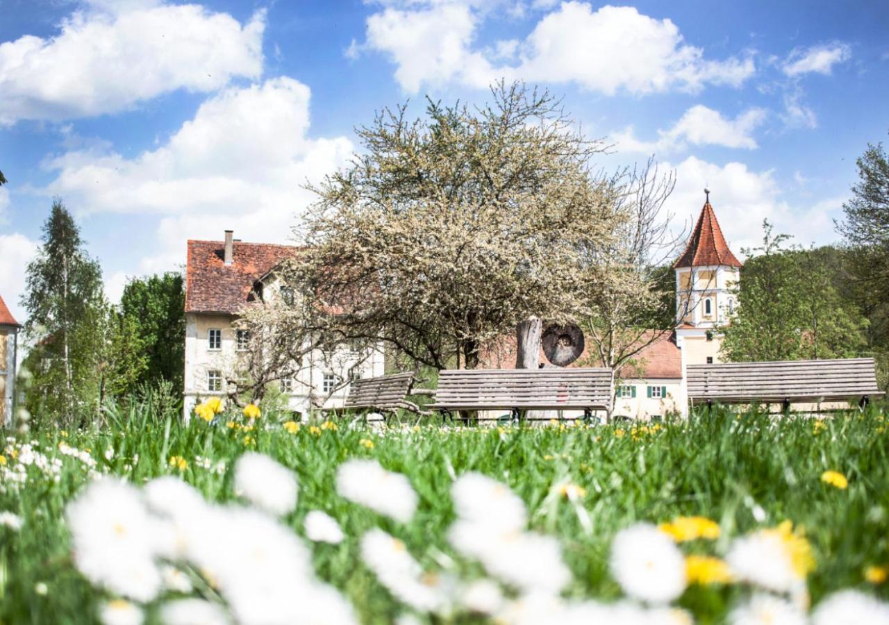 Naturschlosshotel Blumenthal Aichach Exterior photo